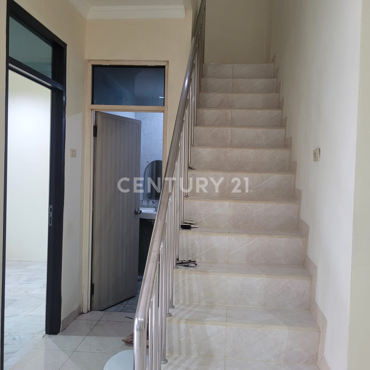 Rumah 2 Lantai Muara Karang