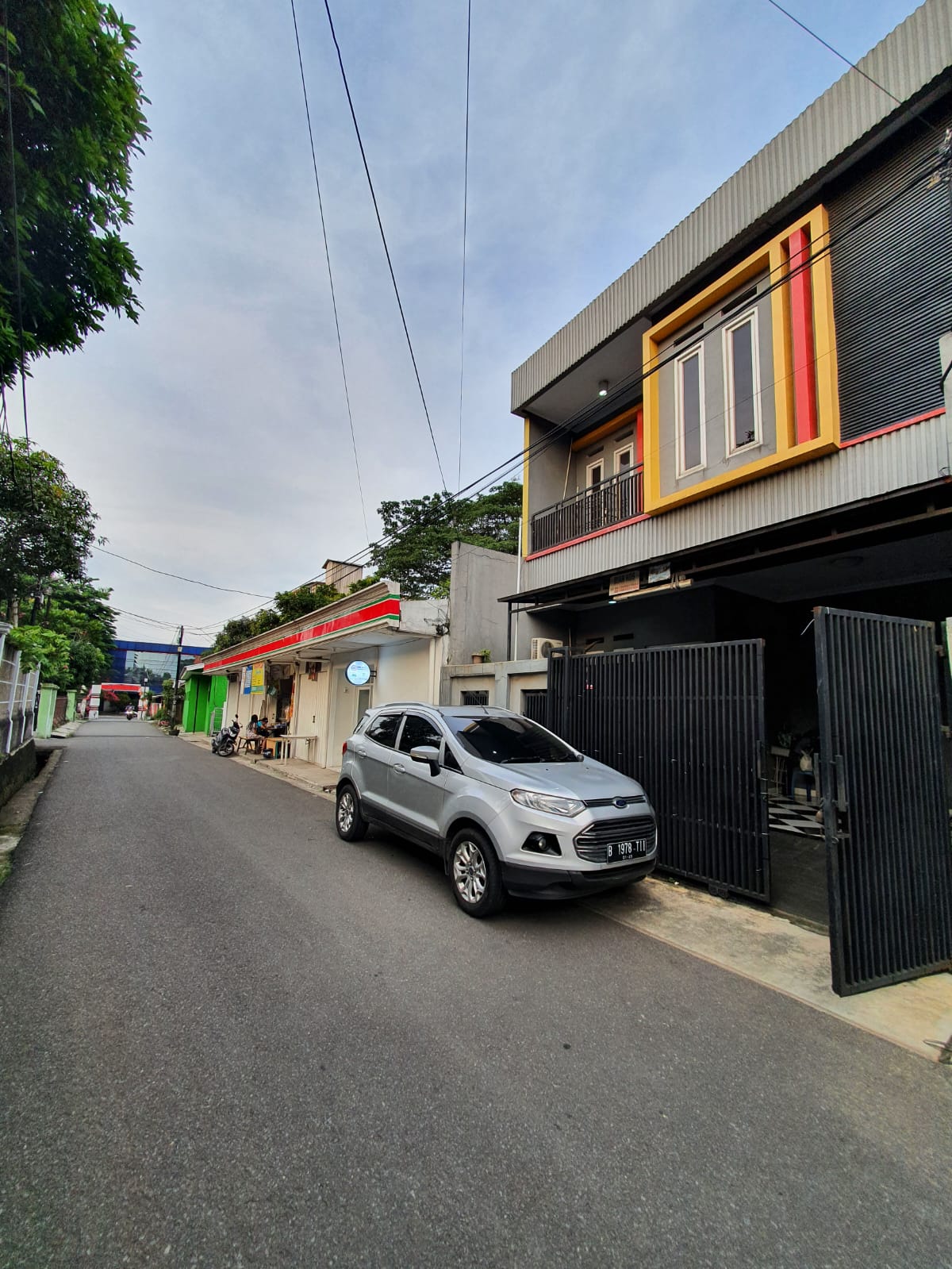 Hunian Modern Style 2 Lantai Di Kebayoran Lama