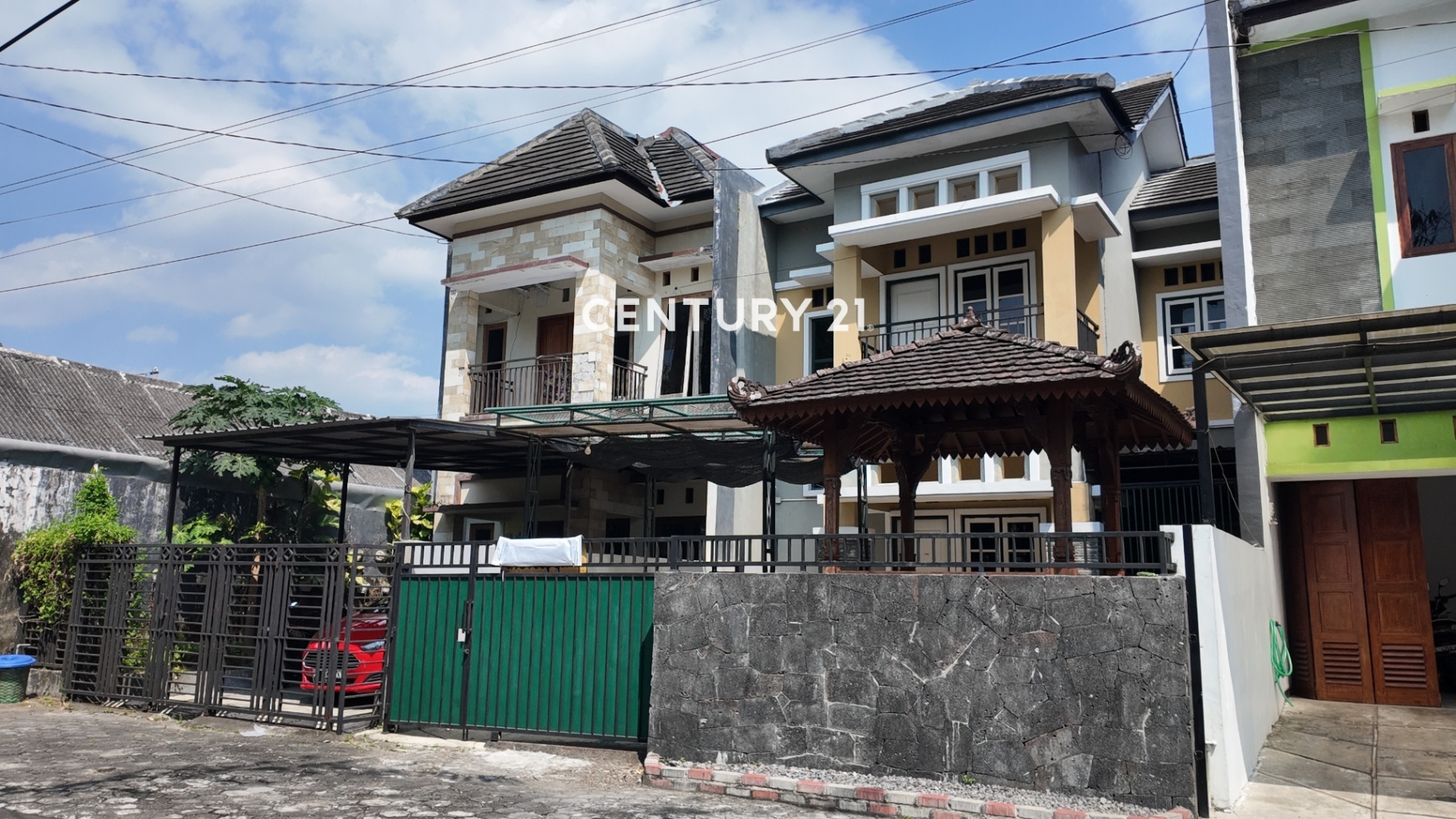 Rumah 2 Lantai Dalam Perumahan 800 M Ke Jalan Kaliurang
