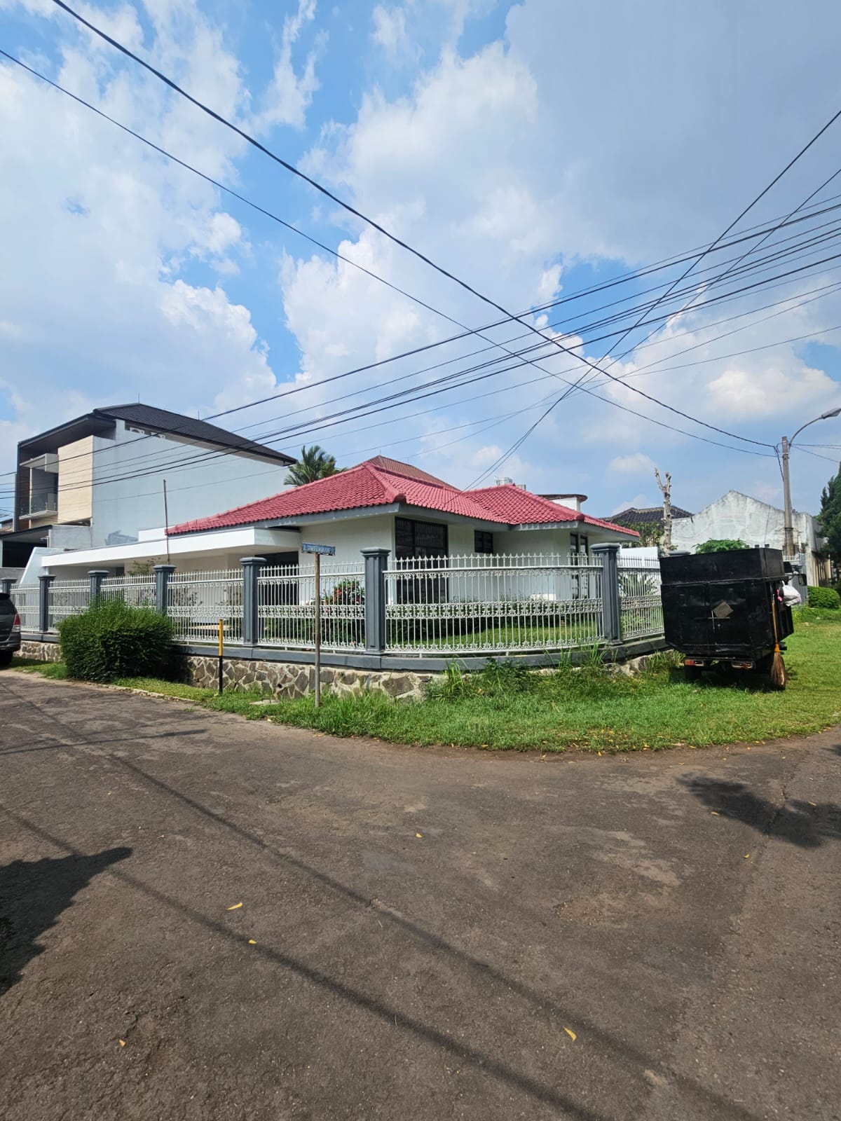 Rumah Luas 4 Kamar Di Perumahan Sumbersari Dekat Tol Pasir Koja