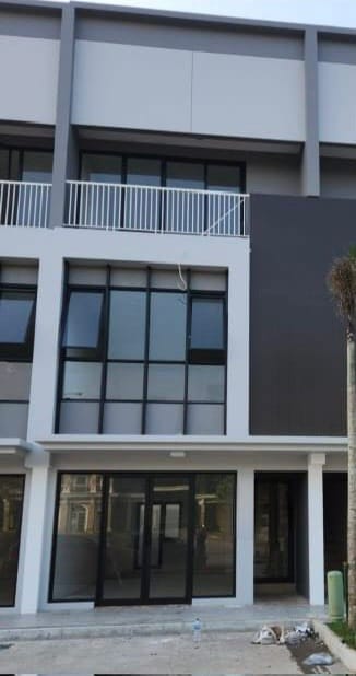 Ruko 3 Lantai Di Lippo Cikarang Dijual  Segera