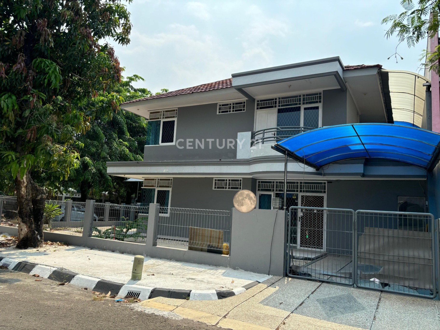 Rumah Bagus Siap Huni Di Taman Modern Jakarta Timur