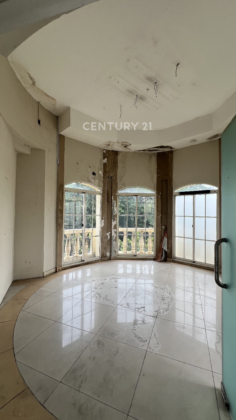 Ruko 3 Lantai Di Palaise De Europe Lippo Karawaci Tangerang