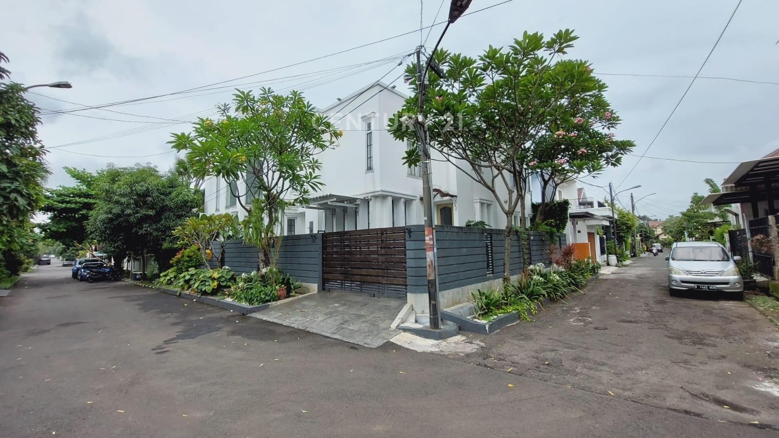 Rumah Cantik Minimalis Dalam Komplek Bintaro Jaya