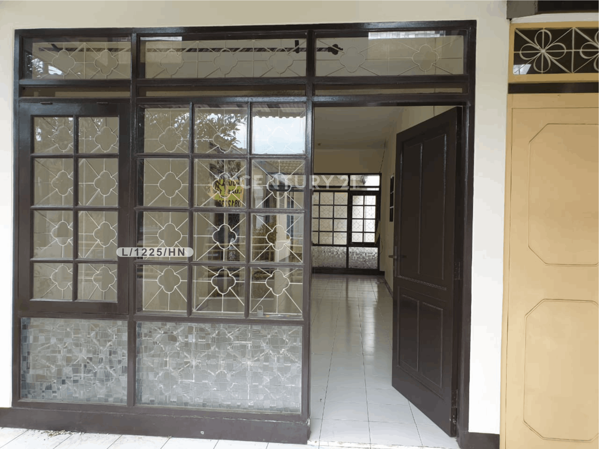 Rumah Bersih Dan Nyaman Siap Huni Di Taman Holis Indah Bandung