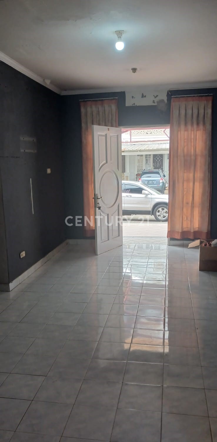 RUMAH 2 LANTAI DI KOTA WISATA CIBUBUR