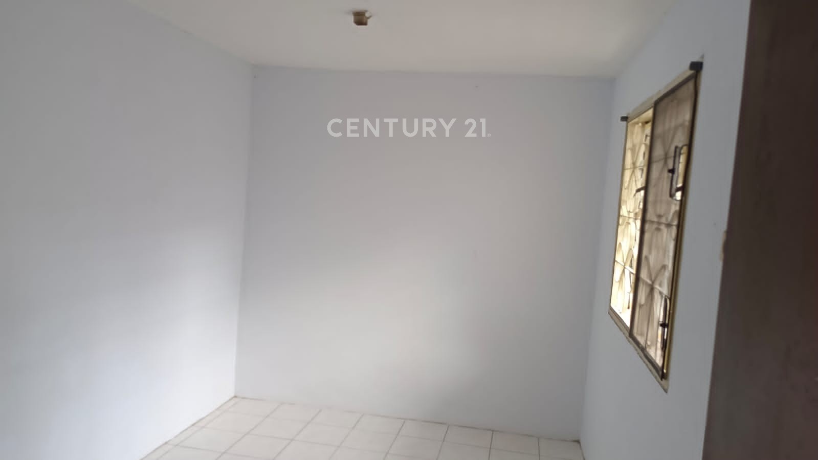 Rumah Taman Aries Jakarta Barat